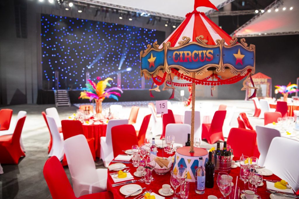 circus table centre big top tent tall table centre piece