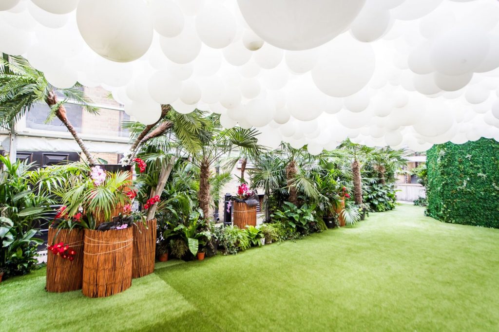 Outdoor Themed Event Bar Hire